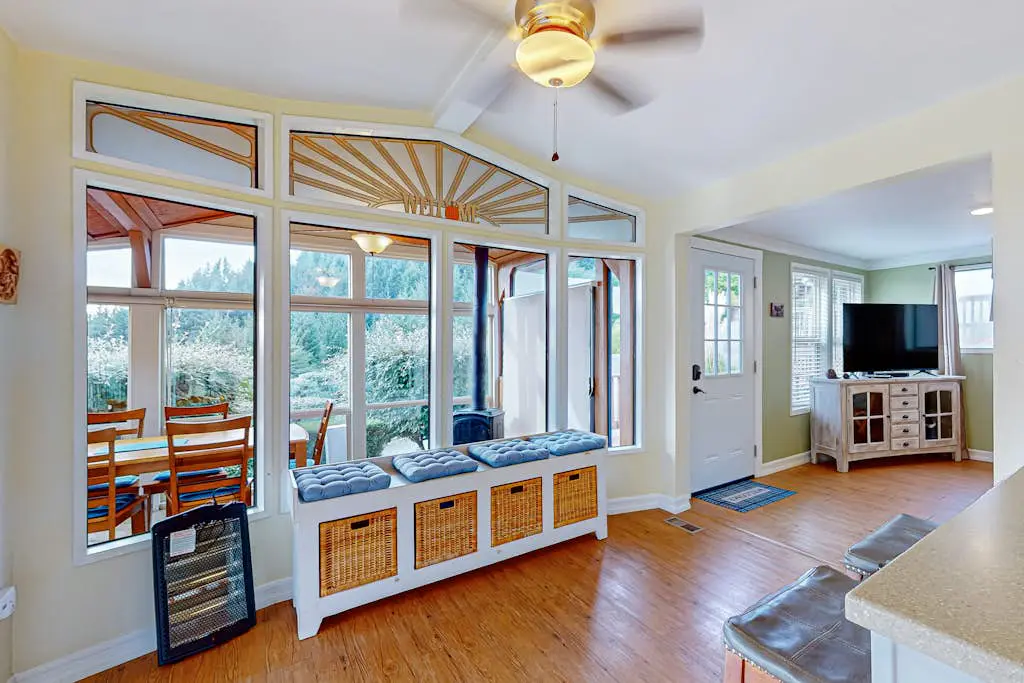 Oceanfront home with private hot tub, walls of glass & spectacular view