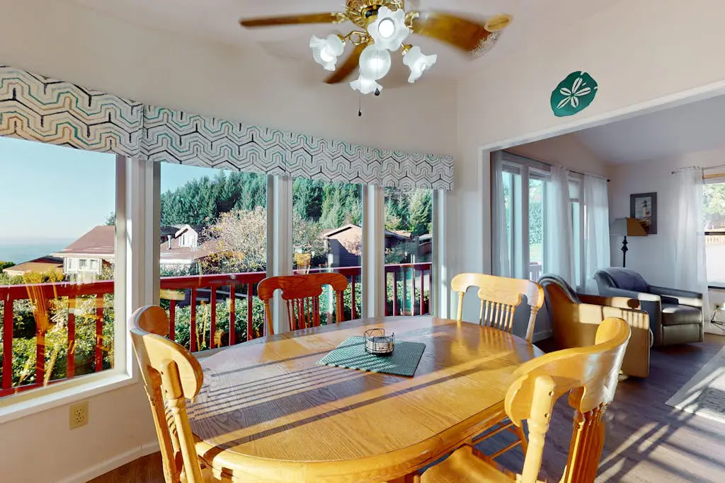 Ocean view retreat with nautical interior, grill, games, & AC