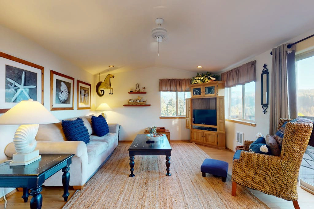 Tide Watcher Cottage