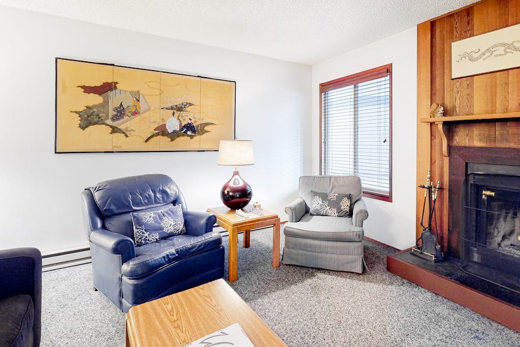 Delightful escape near downtown with shared pool/hot tub, rec room, & large deck