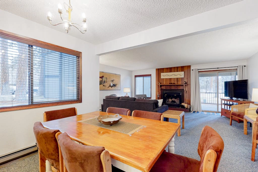 Delightful escape near downtown with shared pool & hot tub, rec room, & large deck