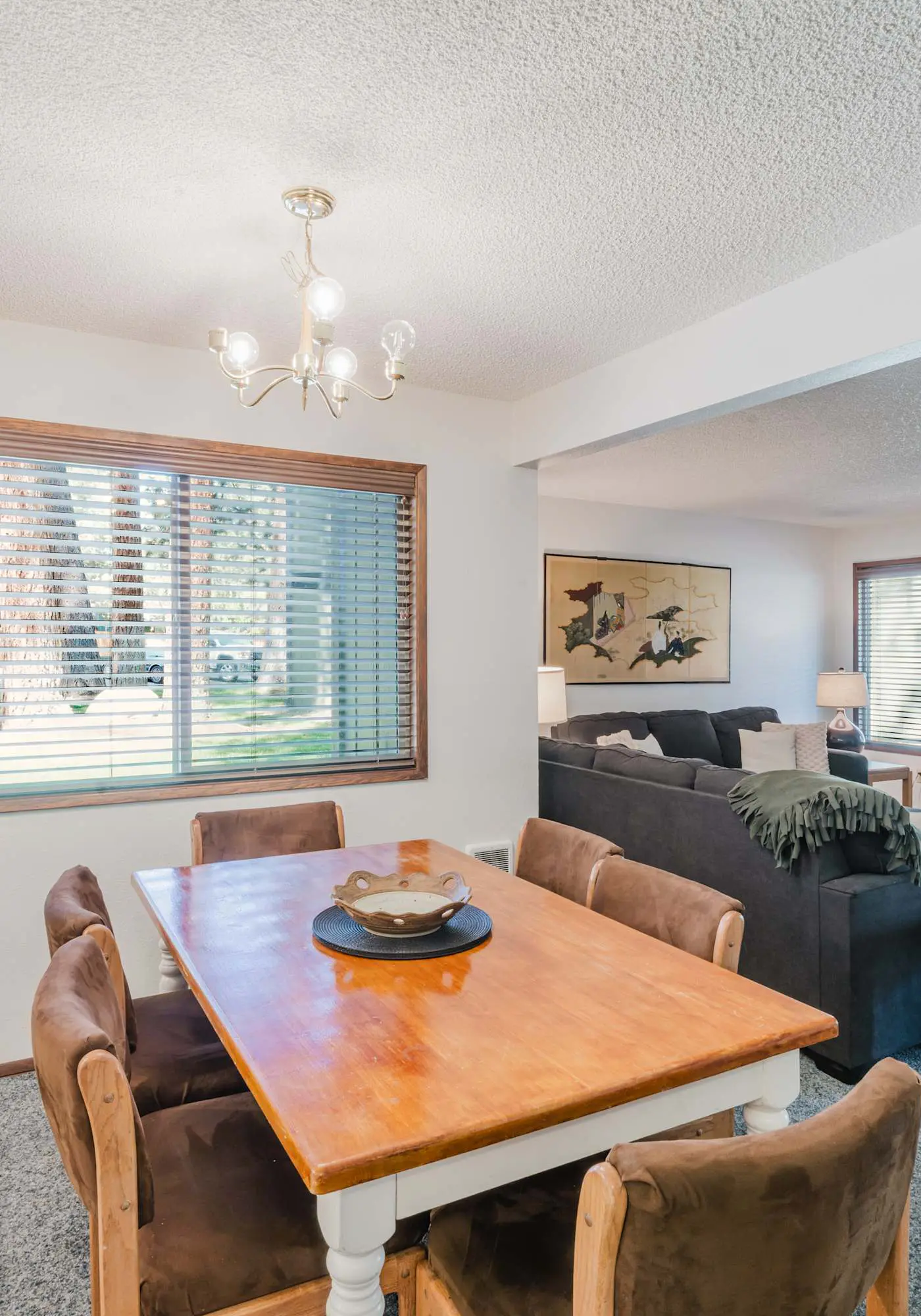 Delightful escape near downtown with shared pool & hot tub, rec room, & large deck
