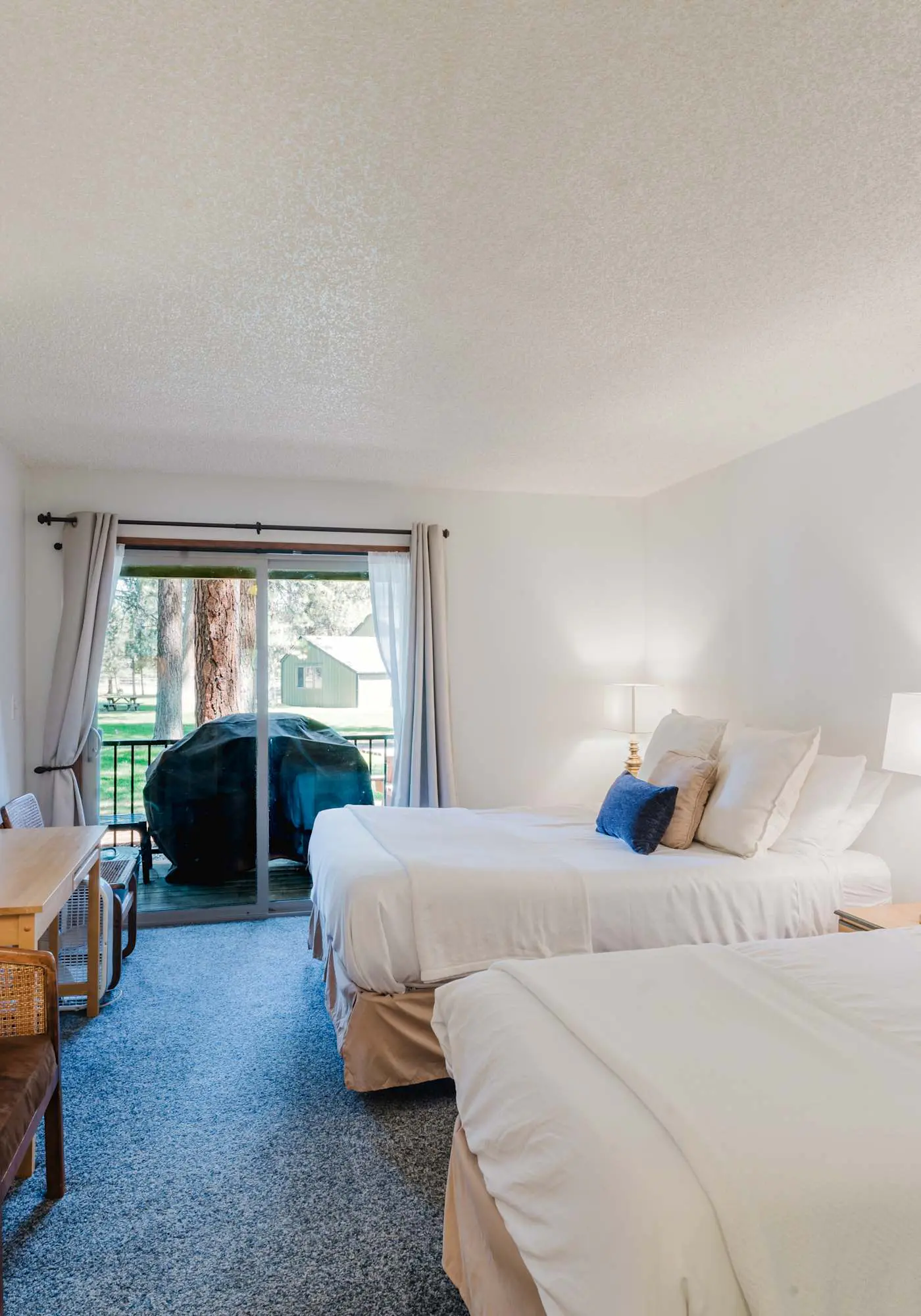 Delightful escape near downtown with shared pool & hot tub, rec room, & large deck