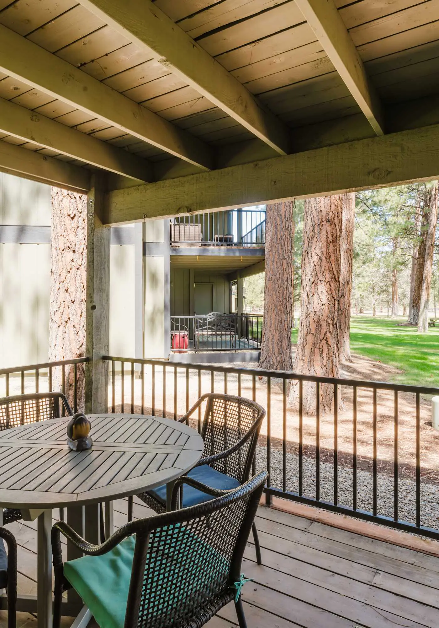 Delightful escape near downtown with shared pool & hot tub, rec room, & large deck