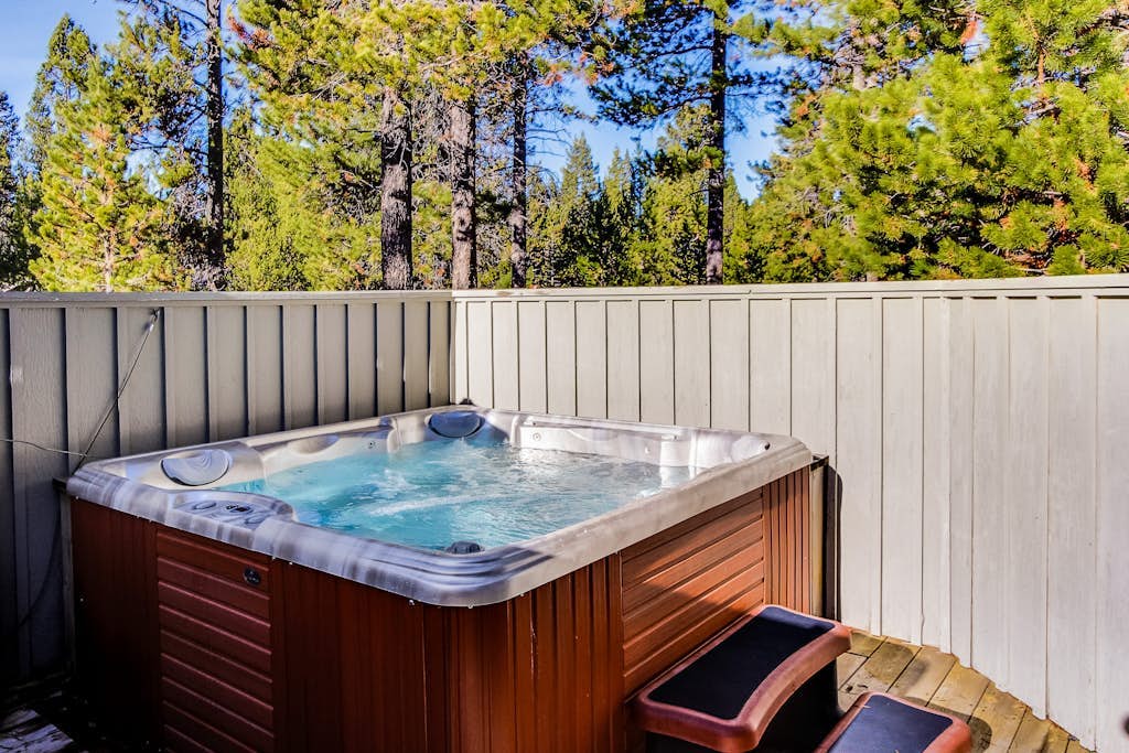 Lassen Lane 16