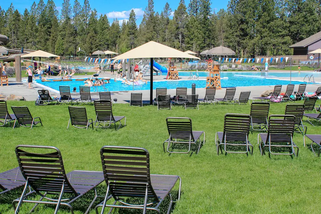 Sunny sanctuary with pool, hot tub, sauna, grill,  fireplace, W&D, and New AC!