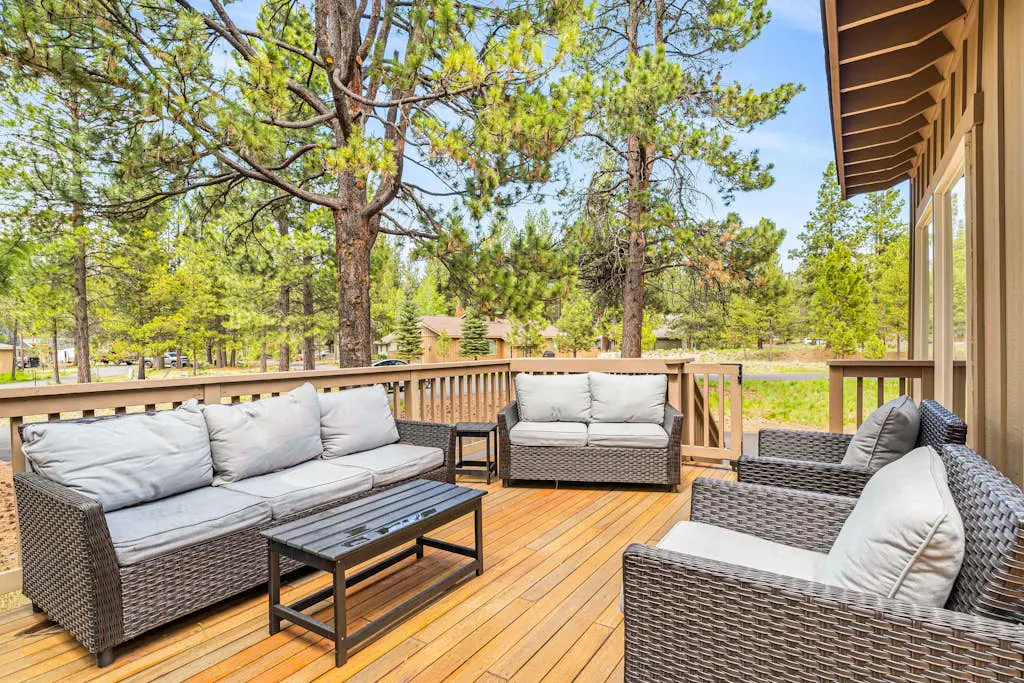 Dog-friendly home with private hot tub, pool access, & central AC - SHARC passes