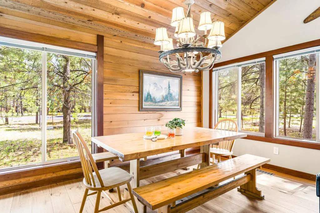 Dog-friendly home with private hot tub, pool access, & central AC - SHARC passes