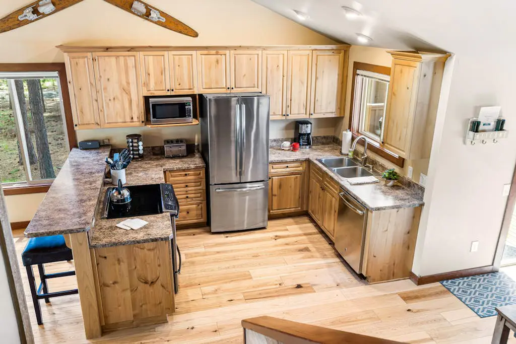 Dog-friendly home with private hot tub, pool access, & central AC - SHARC passes