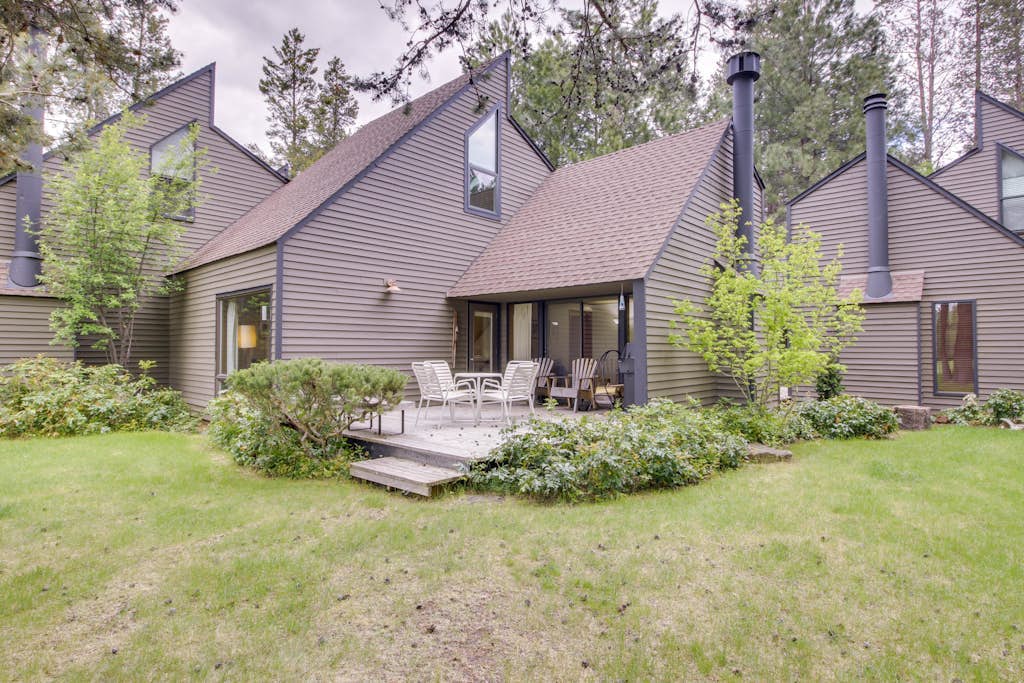 Retro, Dog-Friendly Condo with Fireplace, Wi-Fi, & SHARC Access