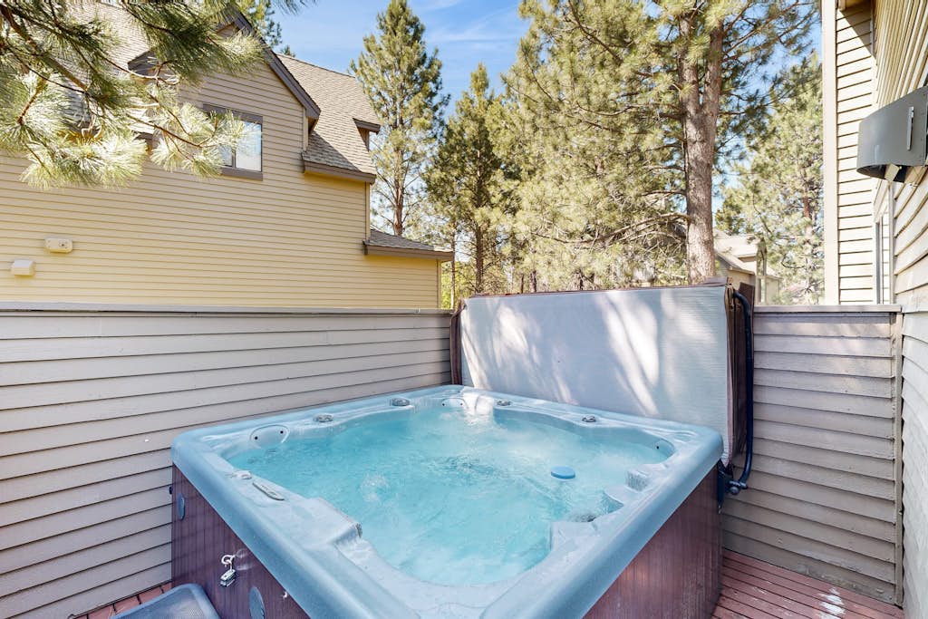 Eaglewood 16