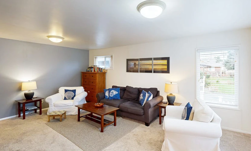 Dog-Friendly Home Close to the Beach