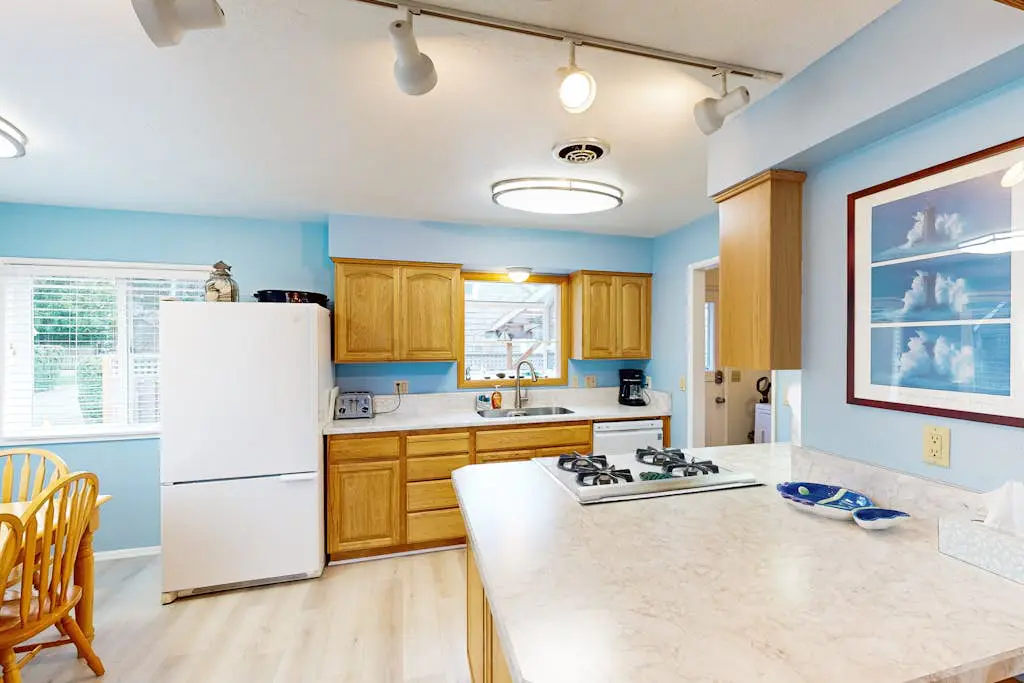 Dog-Friendly Home Close to the Beach