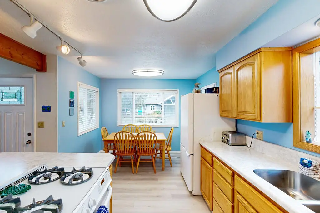Dog-Friendly Home Close to the Beach