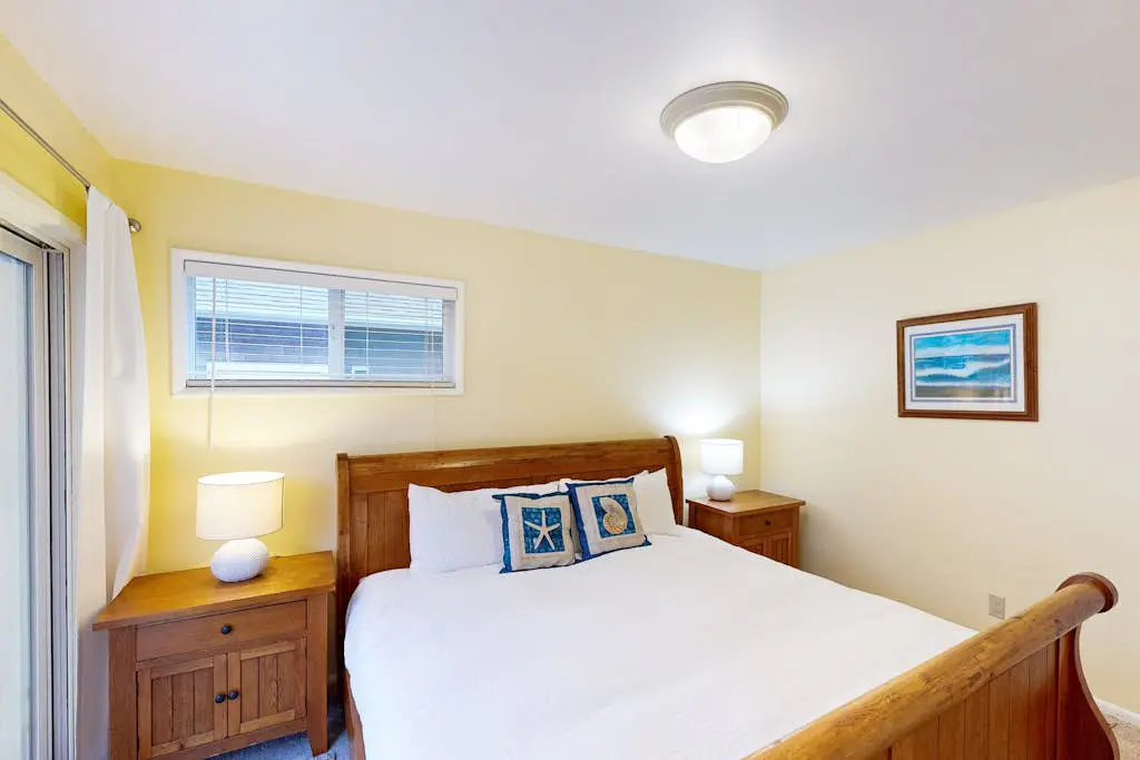 Dog-Friendly Home Close to the Beach