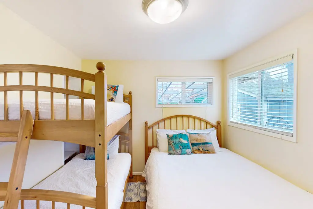 Dog-Friendly Home Close to the Beach