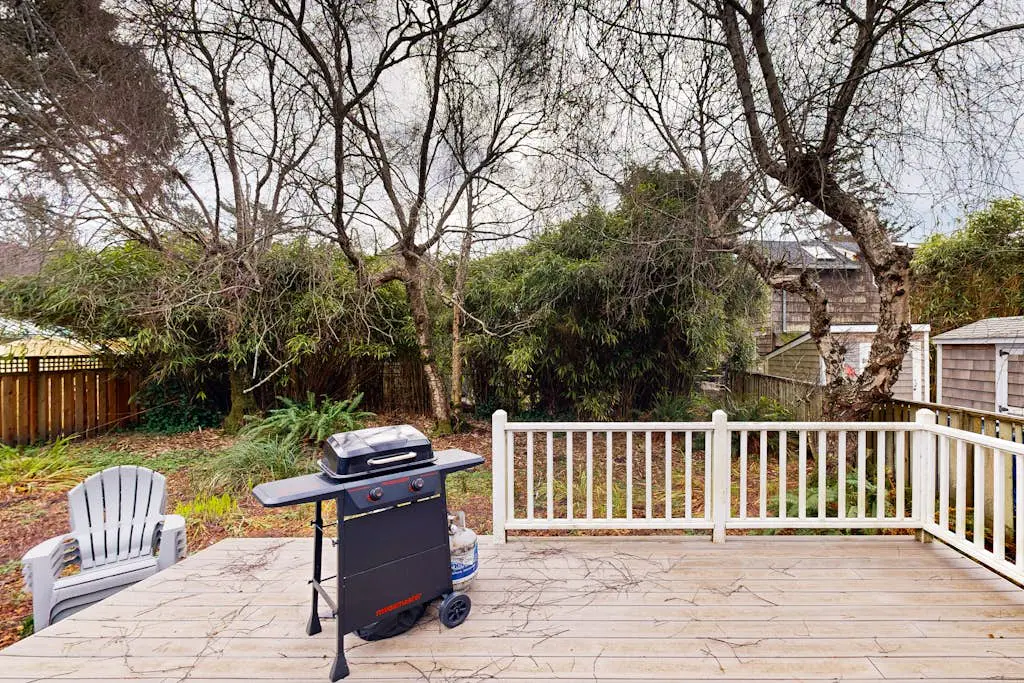 Dog-Friendly Home Close to the Beach
