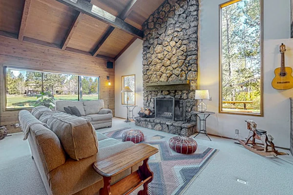 Meadowlark Manor