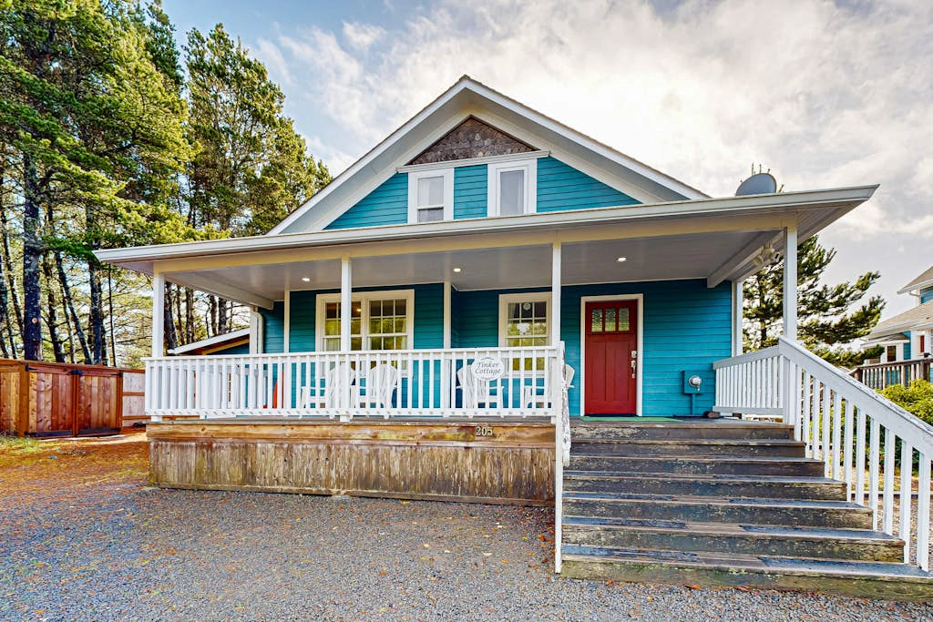 Tinker House and Tinker House Cottage