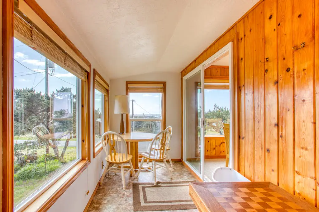 Dog-Friendly Home with Ocean Views, Easy Beach and Bay Access, and Free WiFi