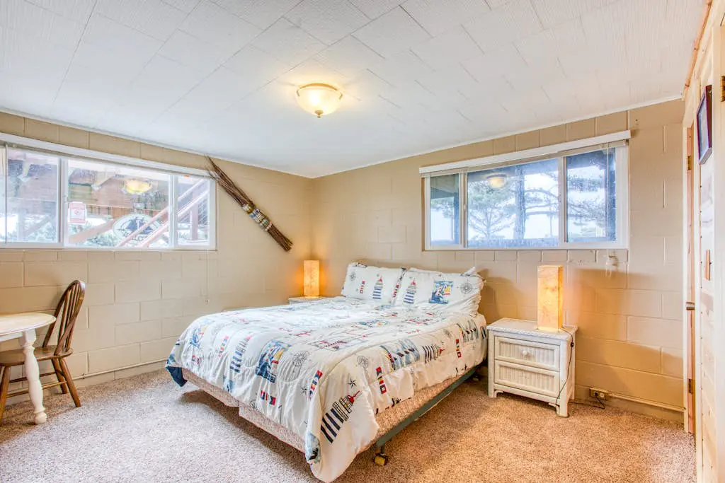 Dog-Friendly Home with Ocean Views, Easy Beach and Bay Access, and Free WiFi