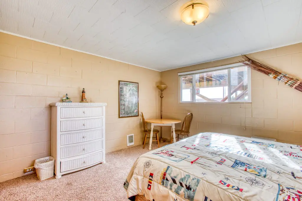 Dog-Friendly Home with Ocean Views, Easy Beach and Bay Access, and Free WiFi