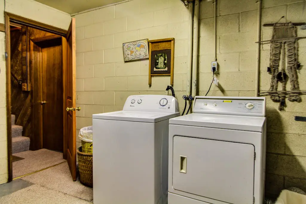 Dog-Friendly Home with Ocean Views, Easy Beach and Bay Access, and Free WiFi