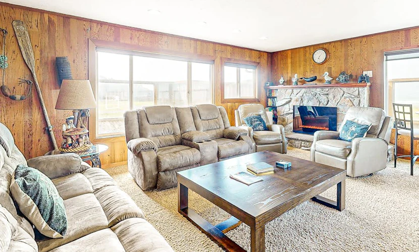 Dog-friendly oceanfront beach home w/ private hot tub and stunning ocean views