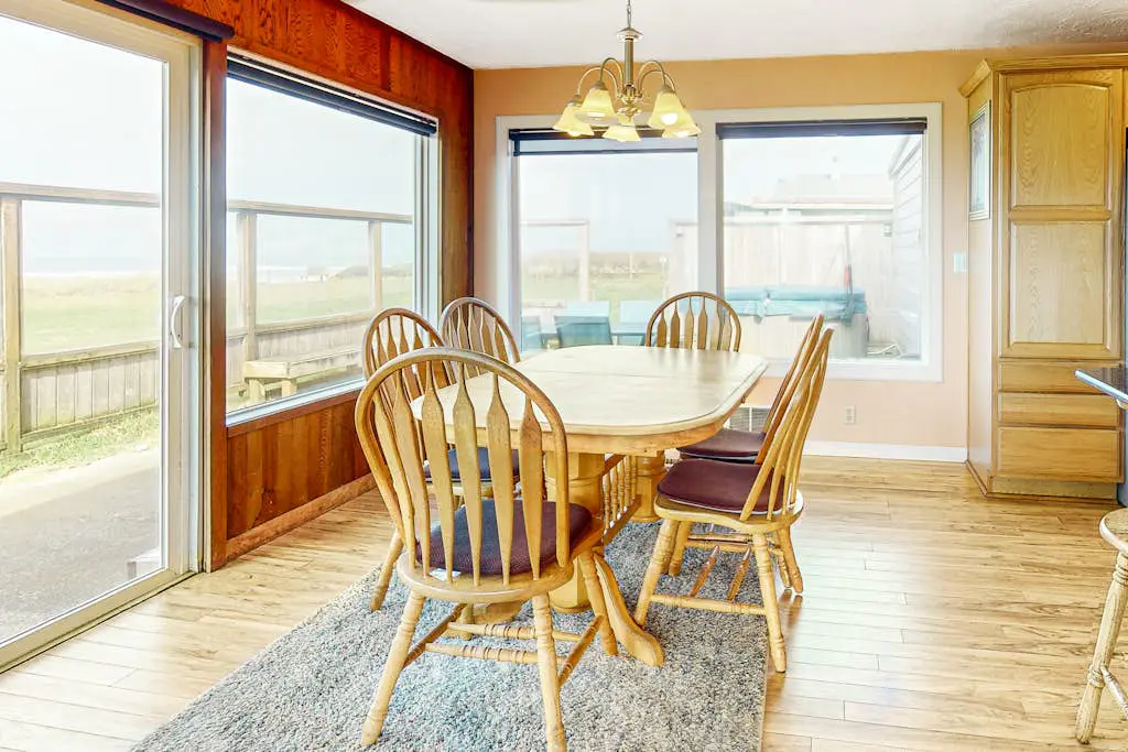 Sparkling Sands Oceanfront w Hot Tub