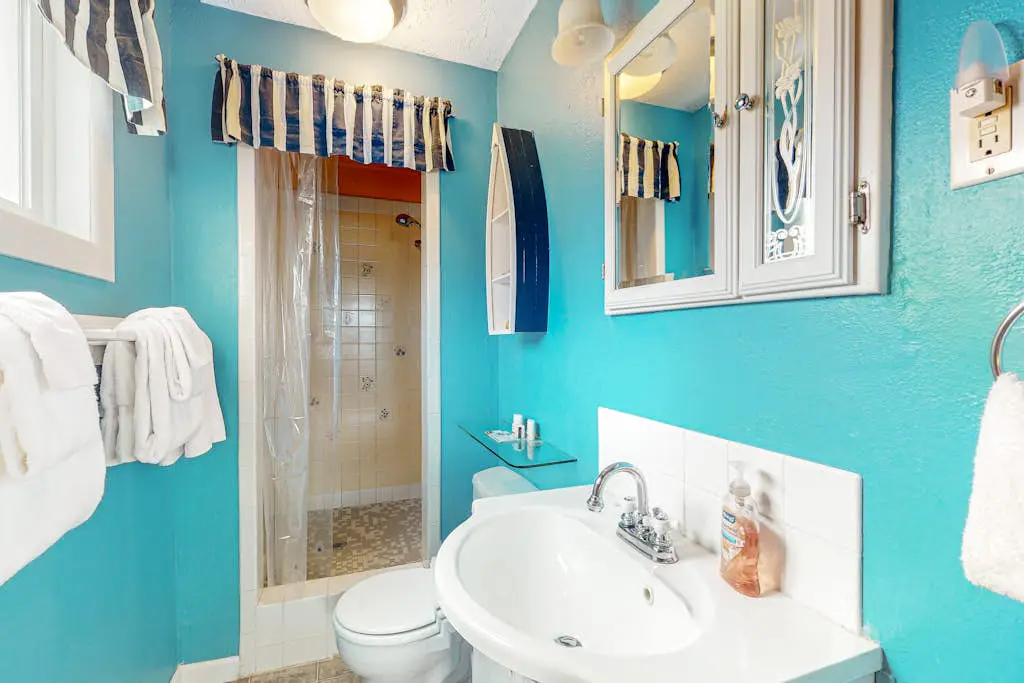 Sparkling Sands Oceanfront w Hot Tub