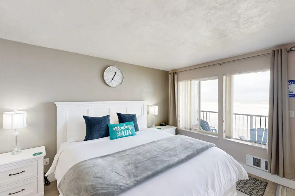 NYE Beach Haven Studio