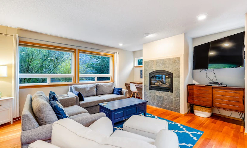 Relaxing dog-friendly home with patio & spacious living area (MCA #439)