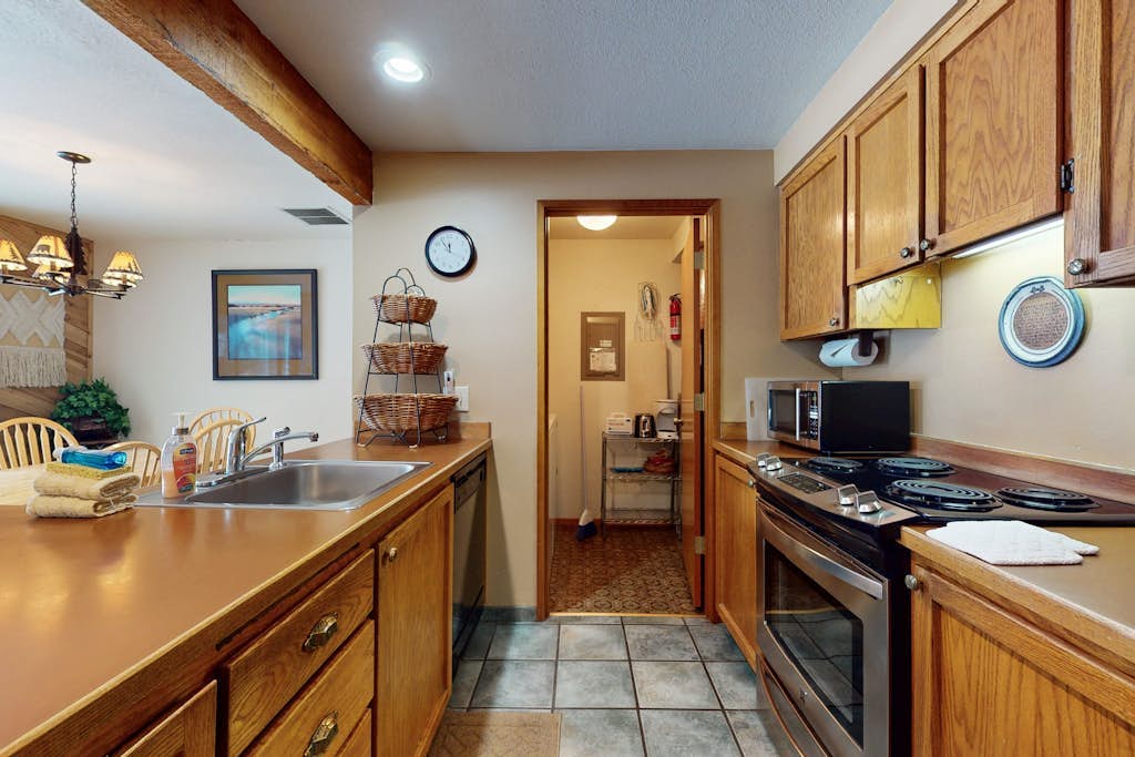 Quelah Condo 8