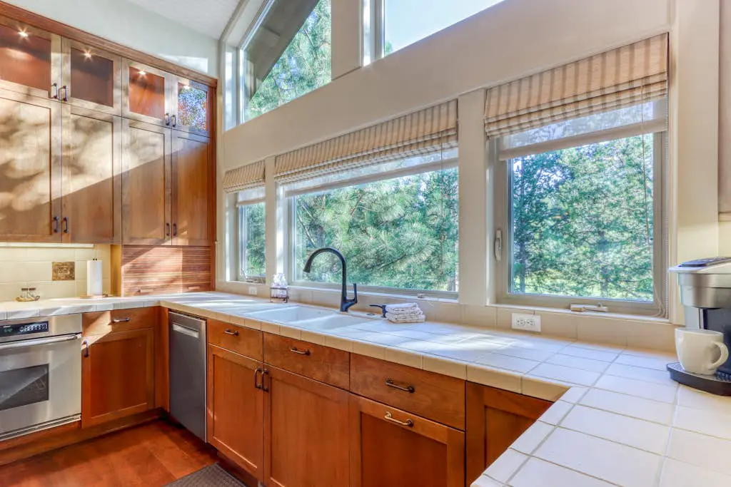 Lovely home with pool, hot tub, sauna, balcony, & washer/dryer