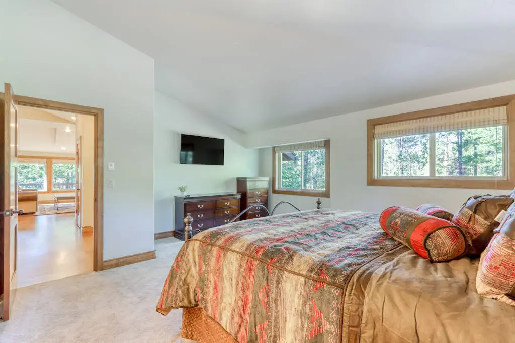 Lovely home with pool, hot tub, sauna, balcony, & washer/dryer