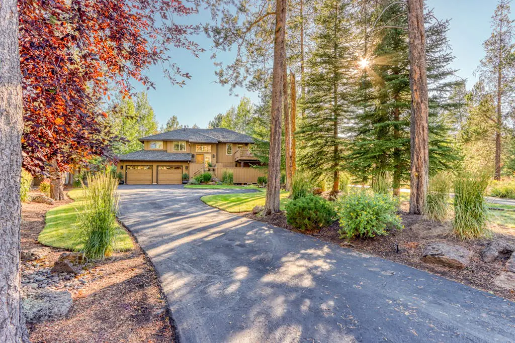 Lovely home with pool, hot tub, sauna, balcony, & washer/dryer