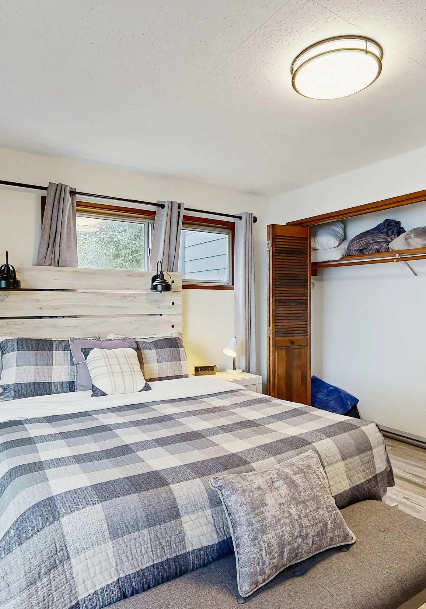 Lazy House