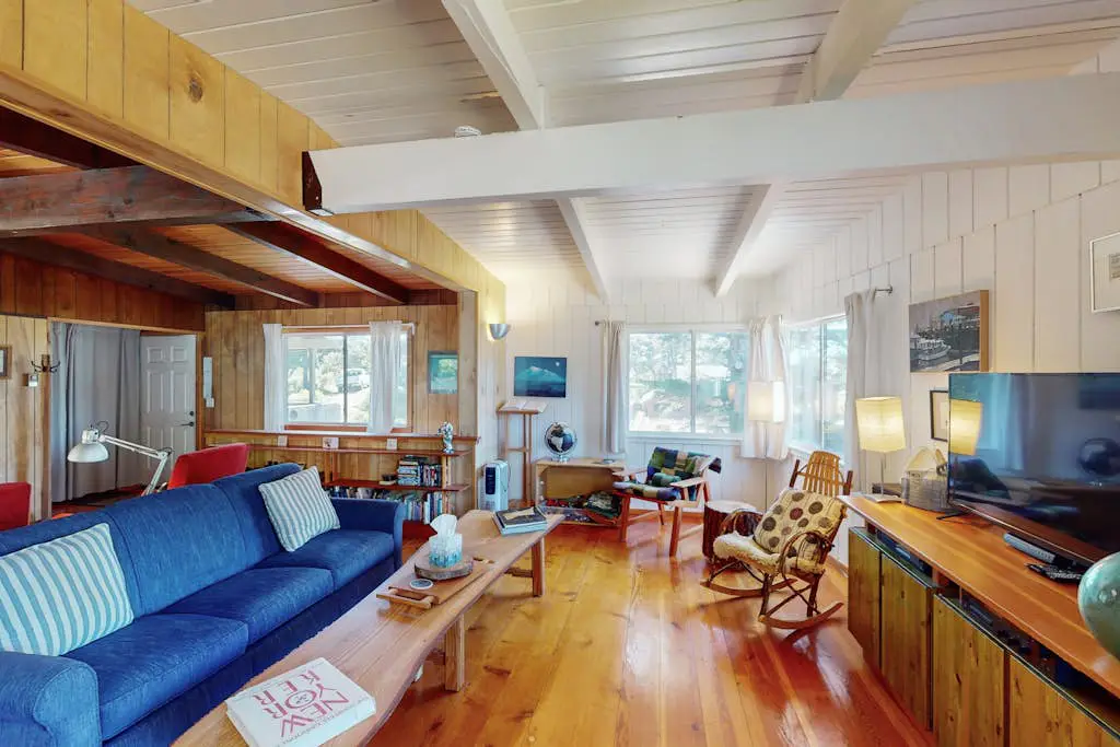 Florence oceanfront escape, where cozy meets coastal charm