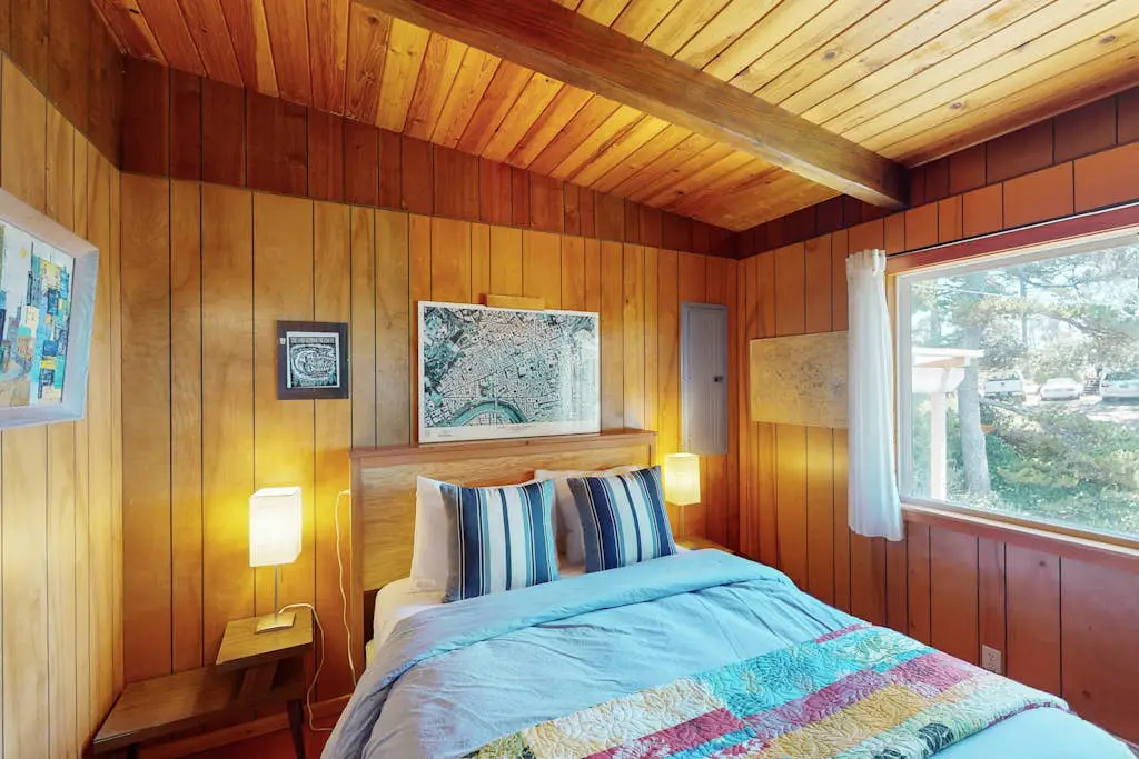 Florence oceanfront escape, where cozy meets coastal charm