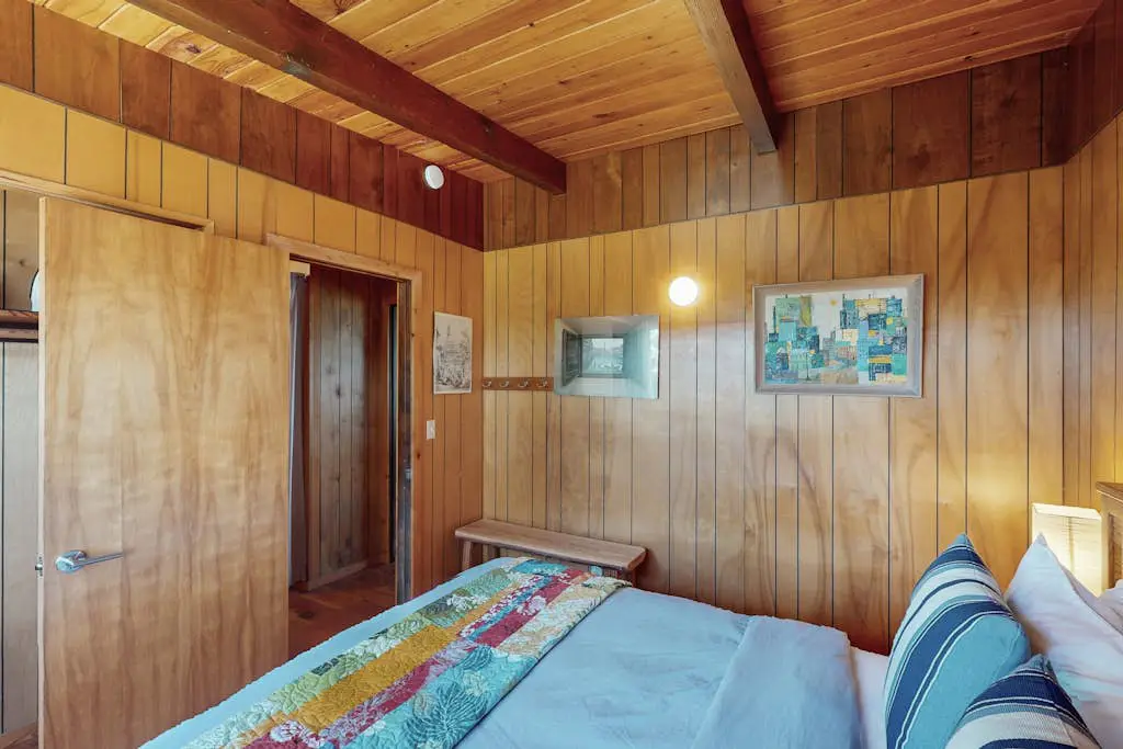 Florence oceanfront escape, where cozy meets coastal charm