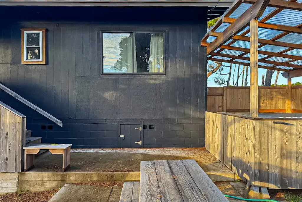 Florence oceanfront escape, where cozy meets coastal charm