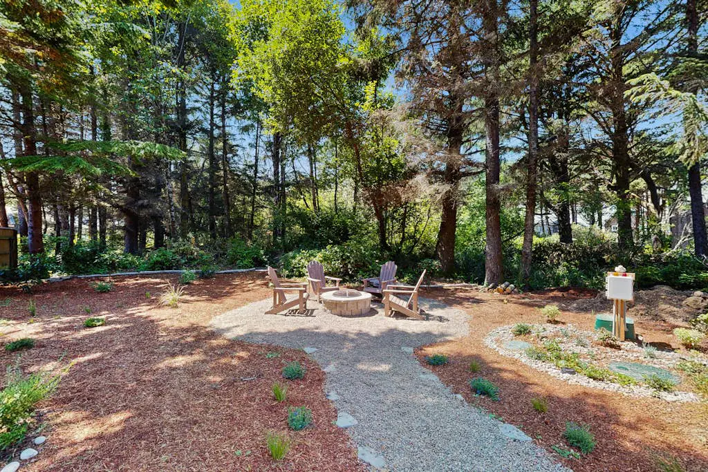 Woodland Cottage by the Sea
