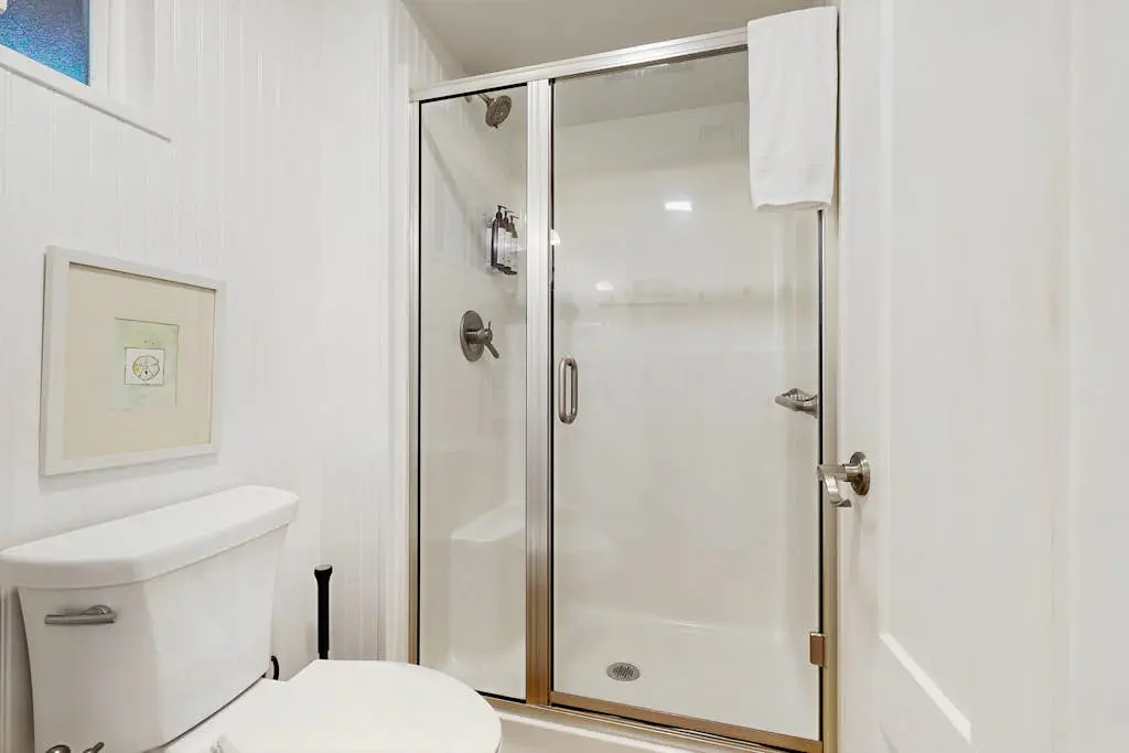 Woodland Cottage by the Sea