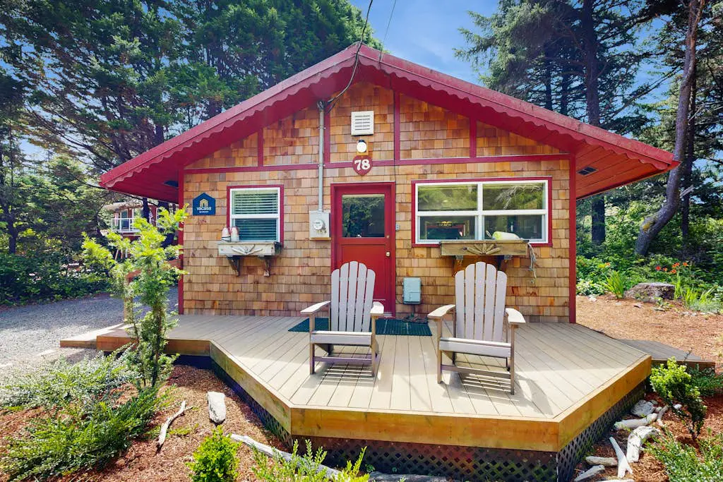 Woodland Cottage by the Sea