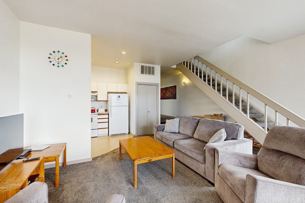 Near Beach Condo with Lovely  Ocean Views- Dogs OK