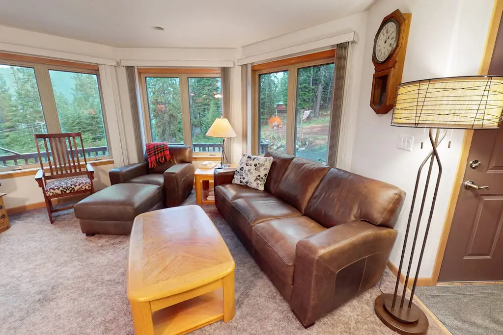 Nature's Perfect Retreat - Wallowa Lookout - Stunning Views, Cozy Comfort