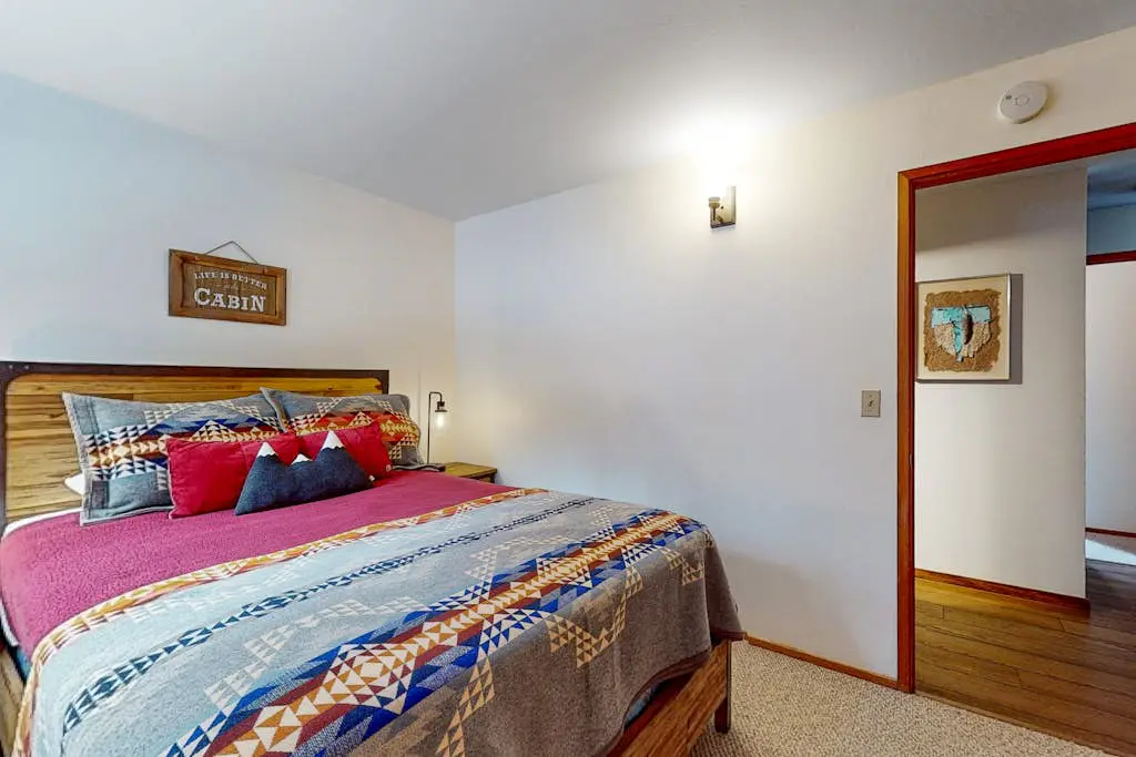 Dog-friendly house with pool, hot tub, fitness room, fireplace, grill, & deck