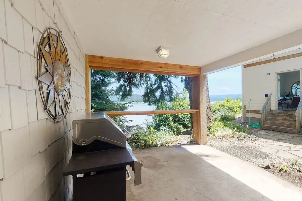 Alsea Bay Retreat