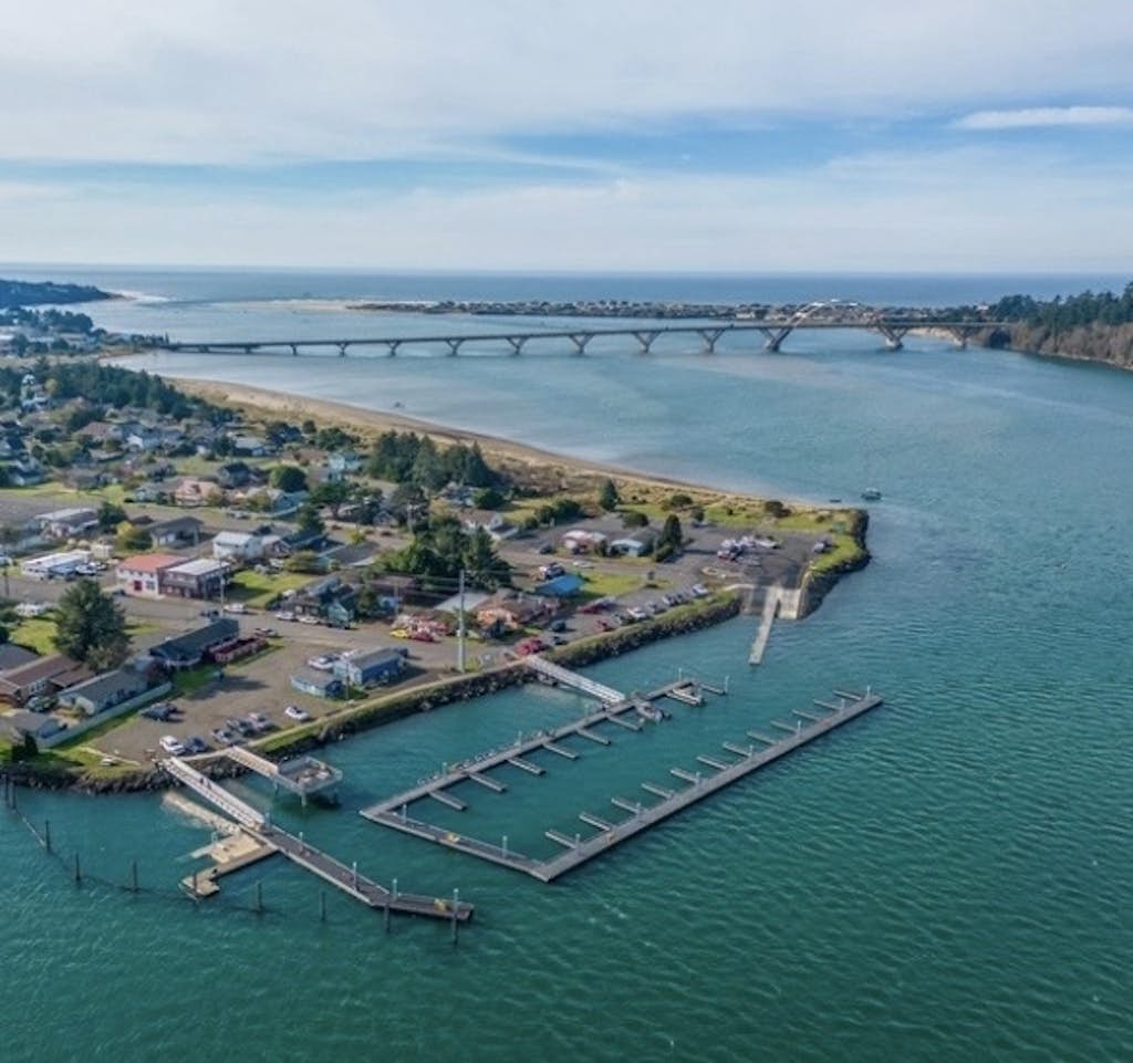 On the Water's Edge: Dog-Friendly, Crabbing, Bridge Views & More