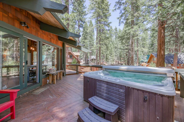 Charming home with private hot tub